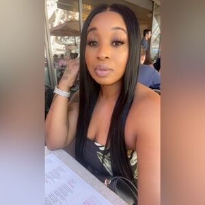 Meet your Posher, Karisma